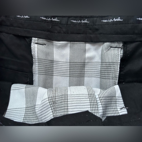 TRAVIS MATHEW mens size 36 plaid golf shorts - Picture 5 of 5